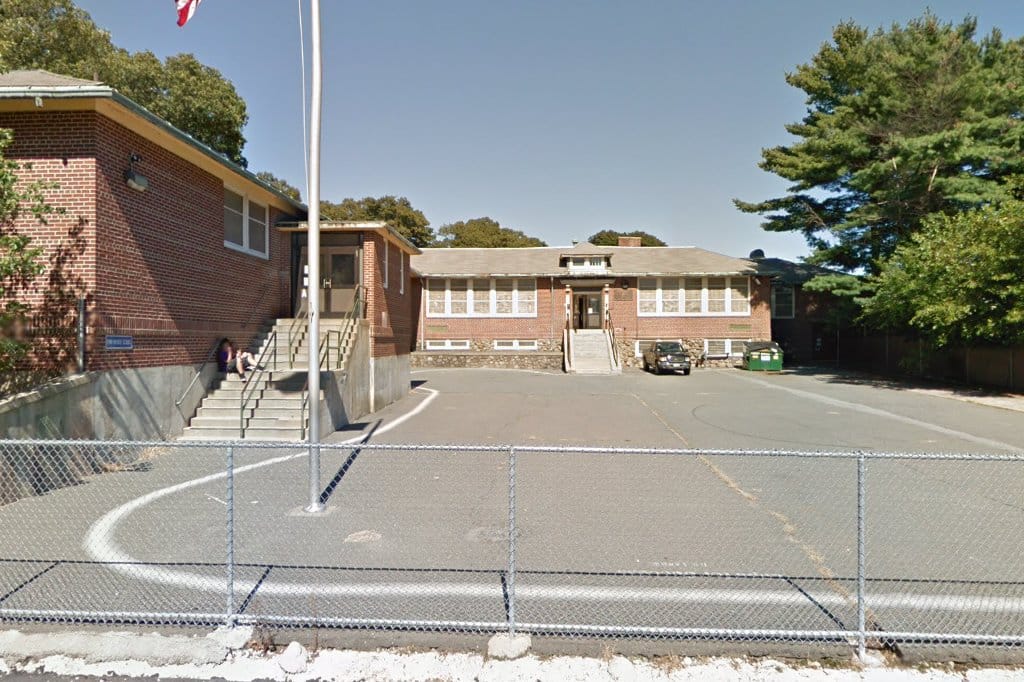 Lynn Woods School