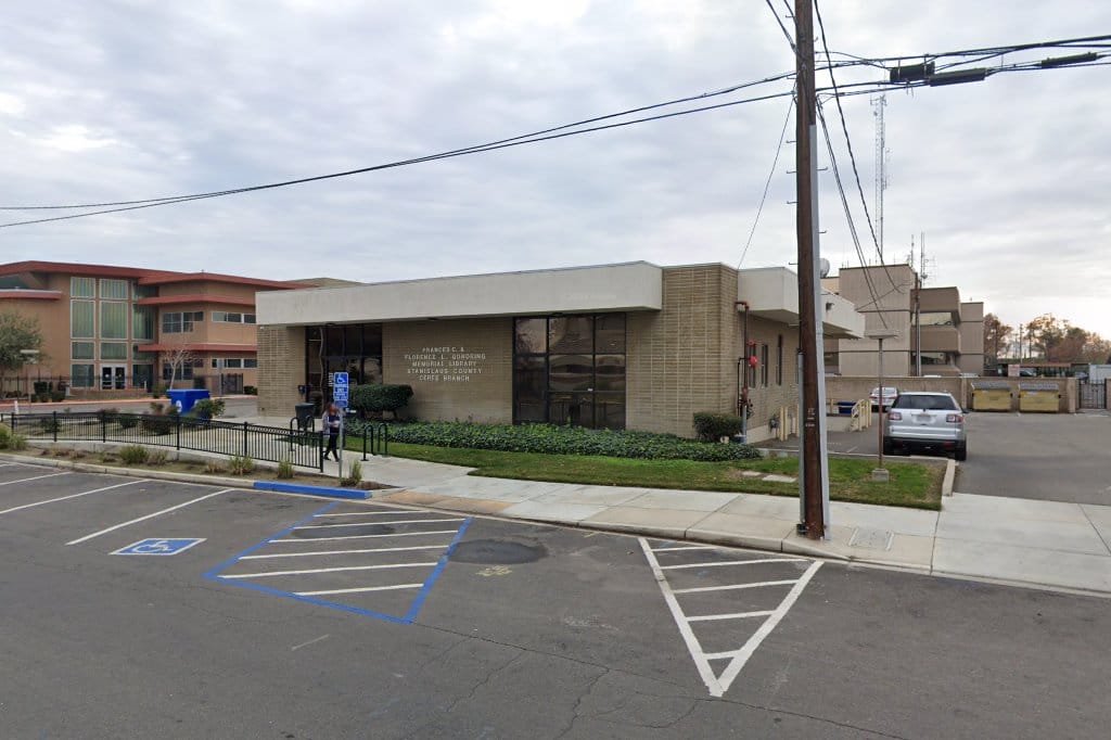 Ceres Public Library