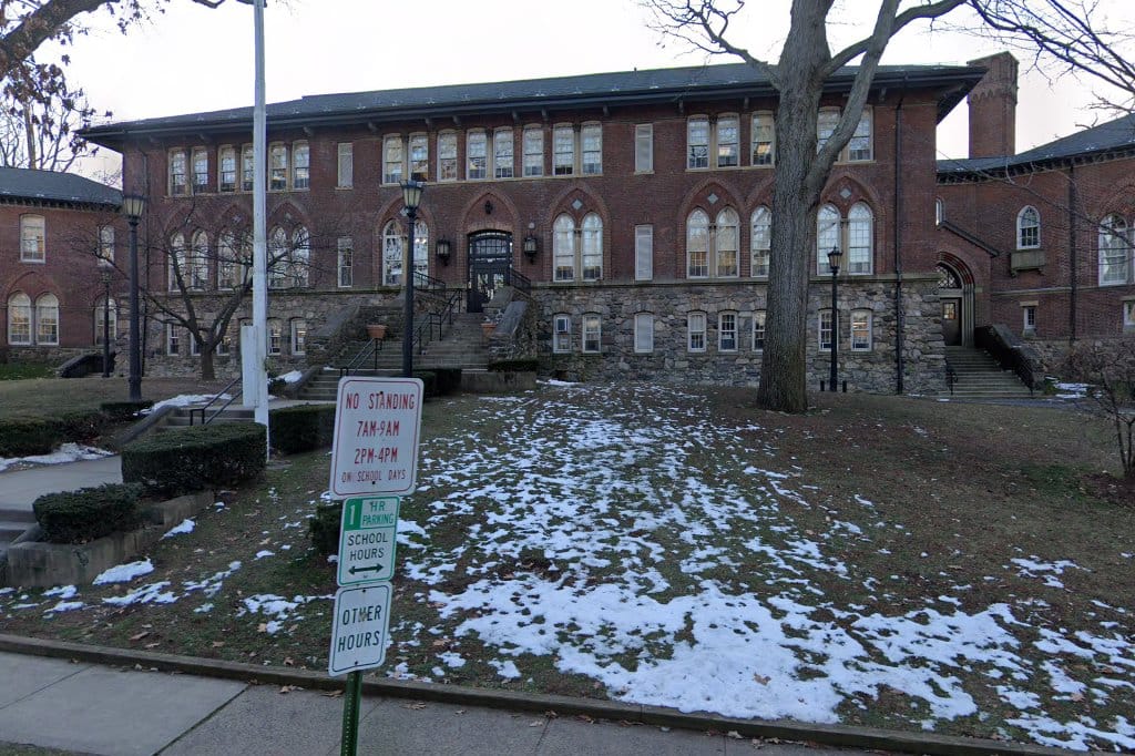 Siwanoy School
