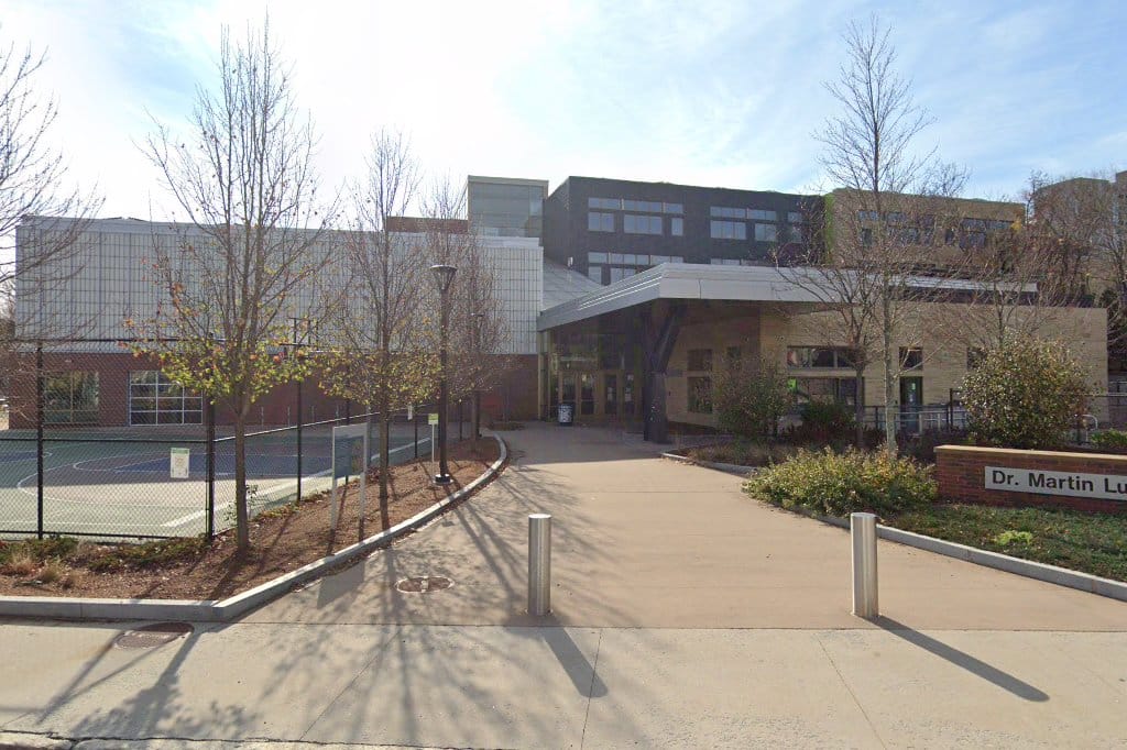 Amigos School