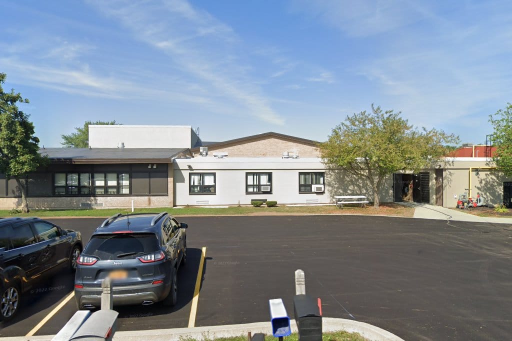 COLONIAL VILLAGE ELEMENTARY SCHOOL