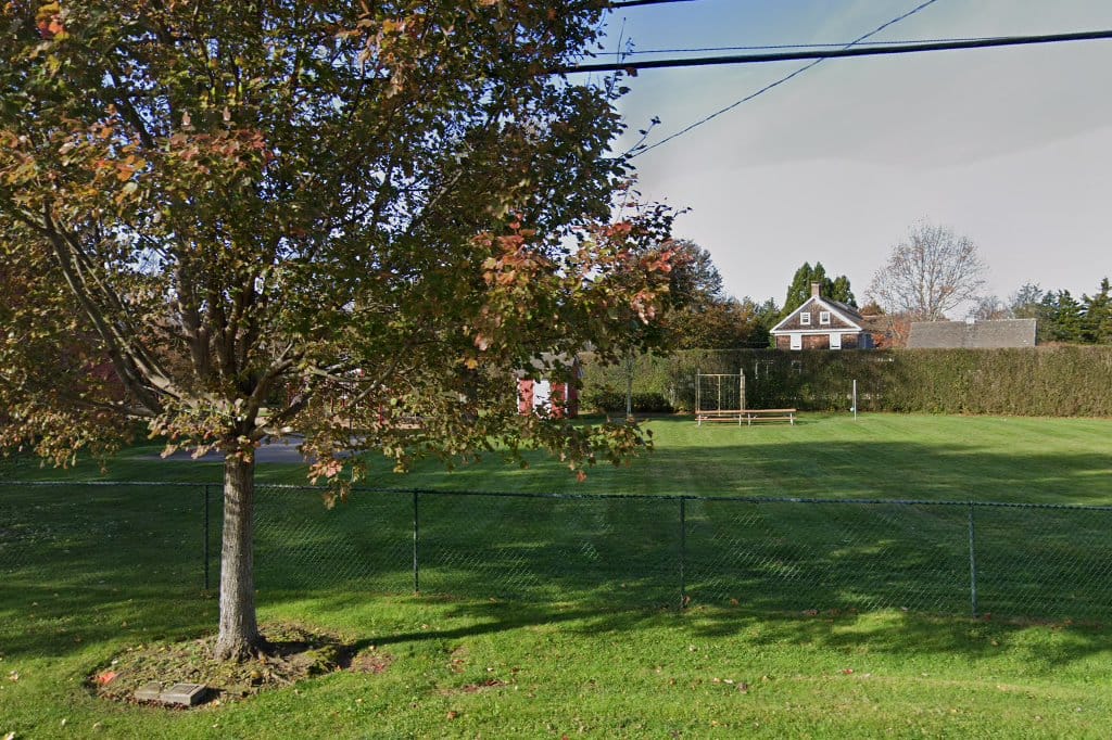 Sagaponack School