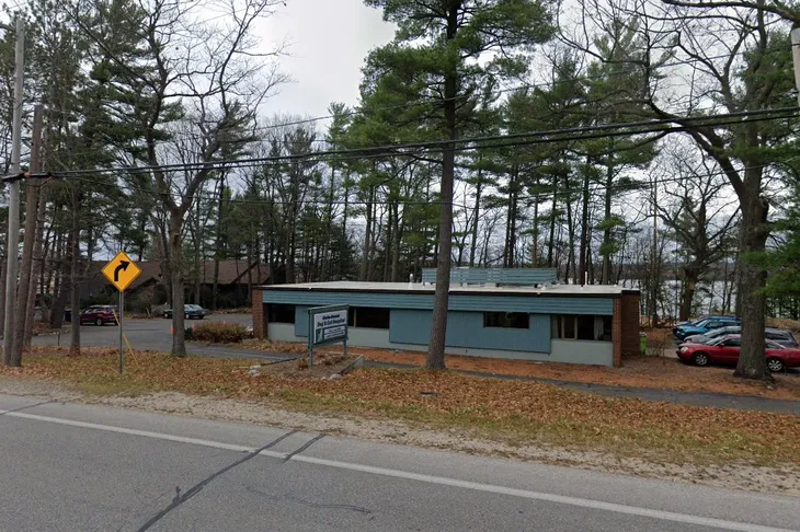 Clarke-Everett Dog & Cat Hospital