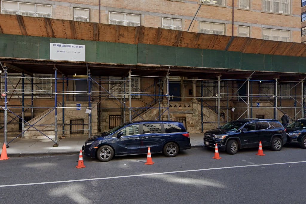 PS 811 School