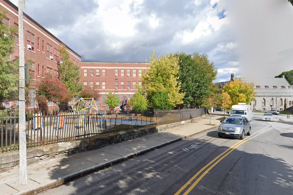 Higginson-Lewis K-8 School