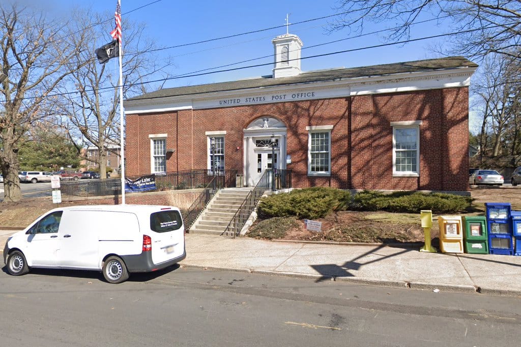 Metuchen Passport Office