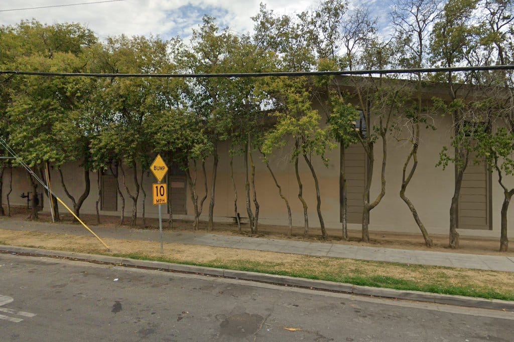 Pinedale Branch Library