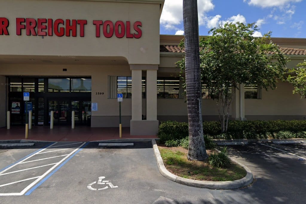 Walgreens Pharmacy