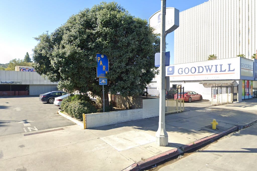 Goodwill Sherman Oaks