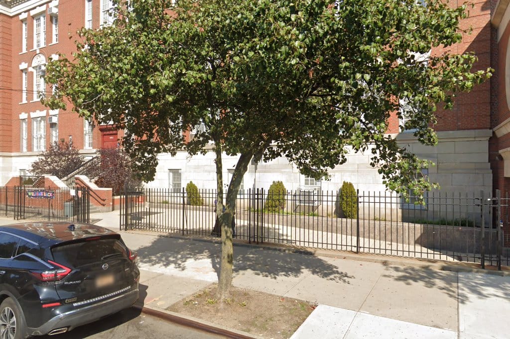 PS 88 Seneca School