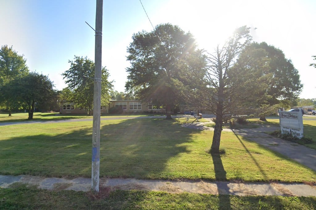 New Douglas Mid-Elementary School