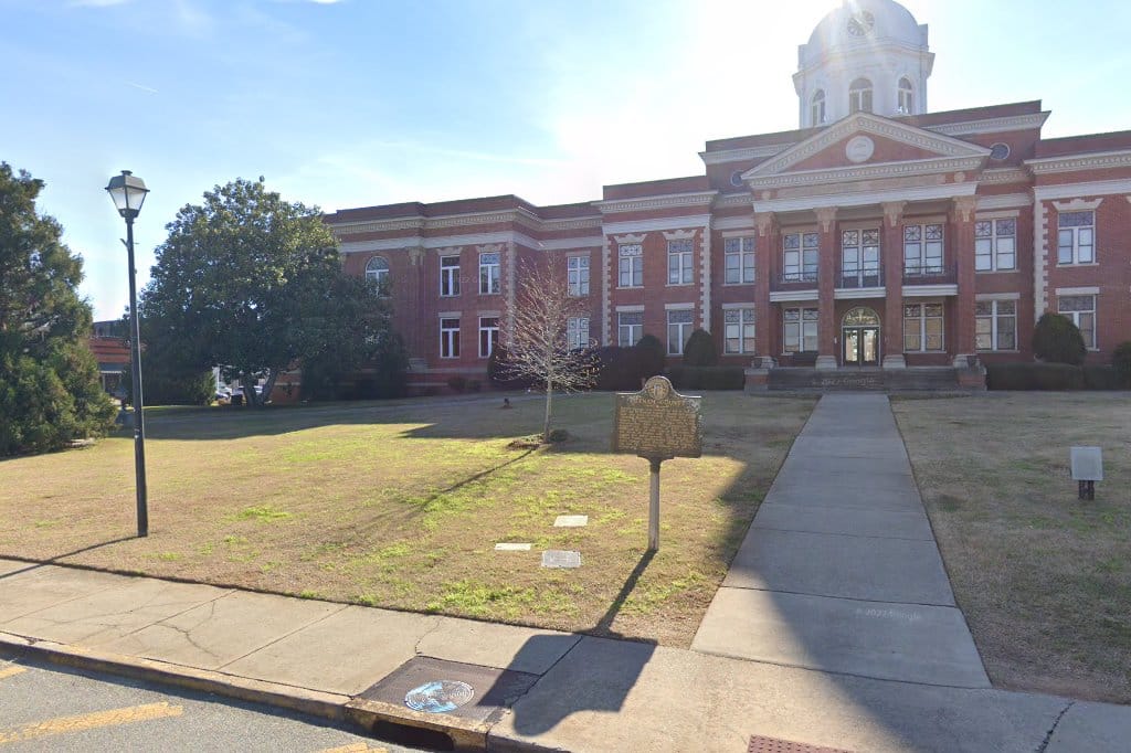 Eatonton MVD Tag Office