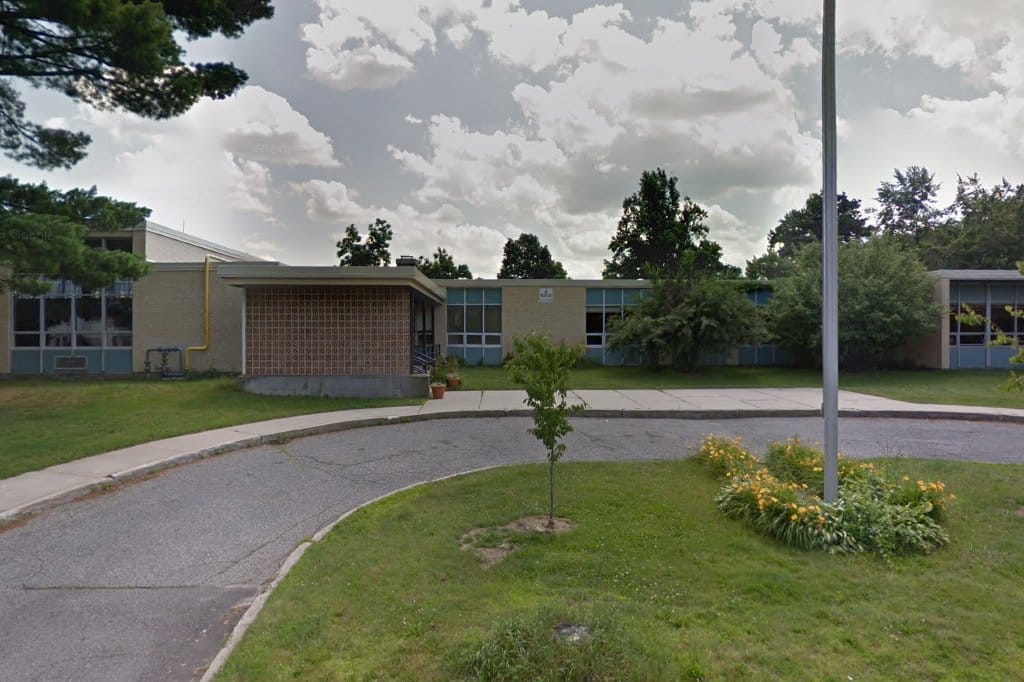 Wawecus Road School