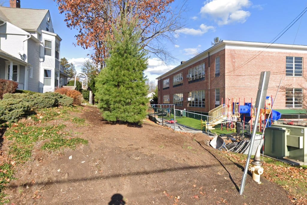Landmark Of Ridgefield Academy