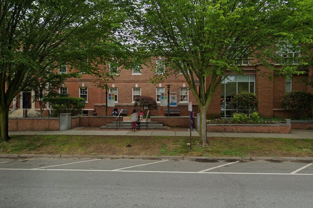 Fairfield Public Library