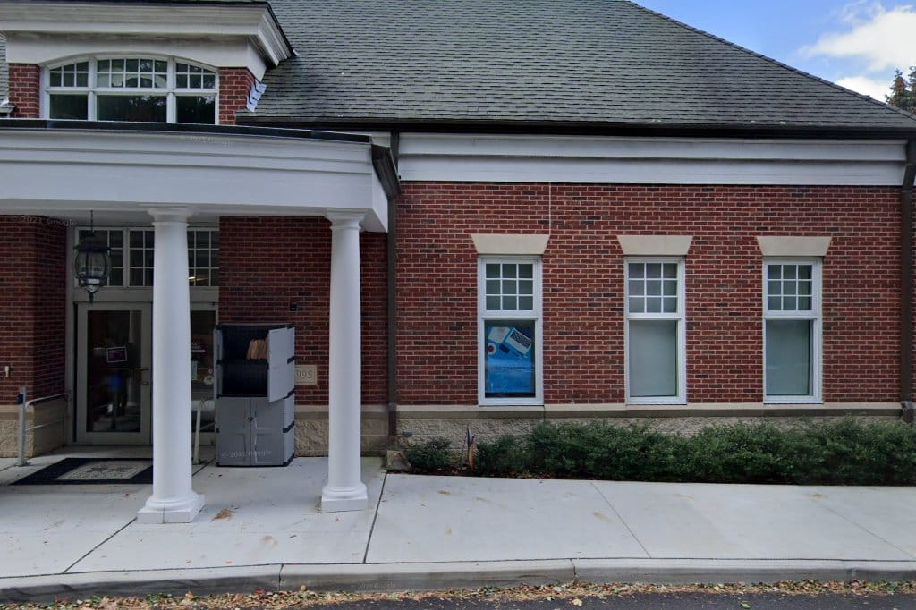 Lyme Public Library
