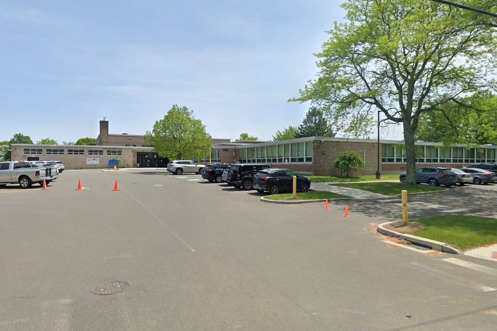 Middlebrook School