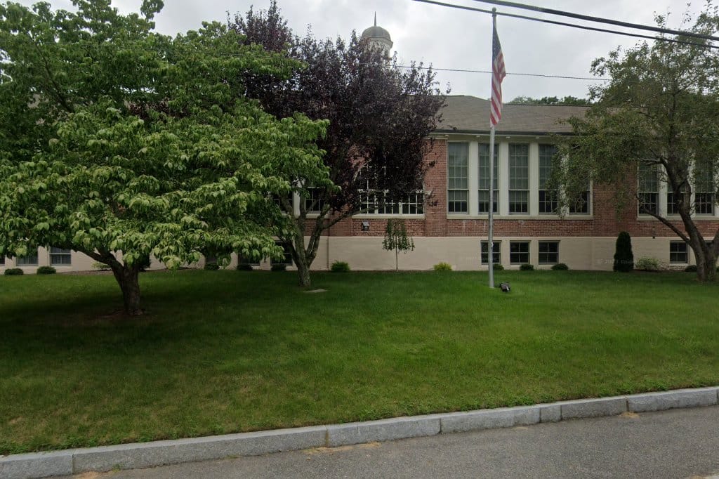 Raynham Veterans Service