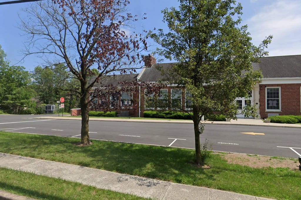 Long Hill Township School District