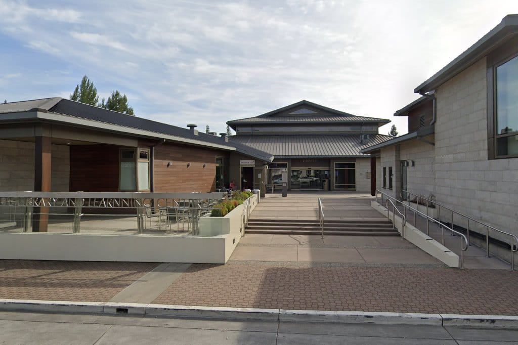 Lafayette Library - Contra Costa County Library