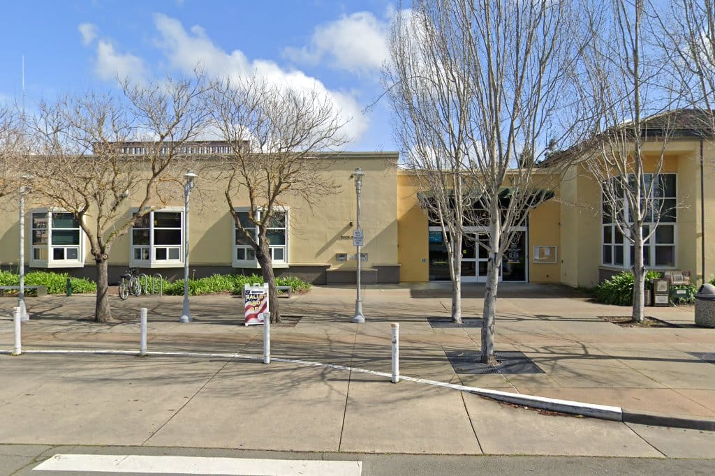 Rohnert Park - Cotati Regional Library