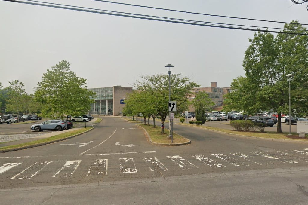 Fairfield Ludlowe High School