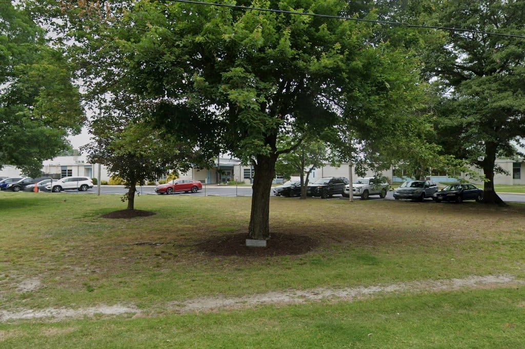 Glen Avenue School