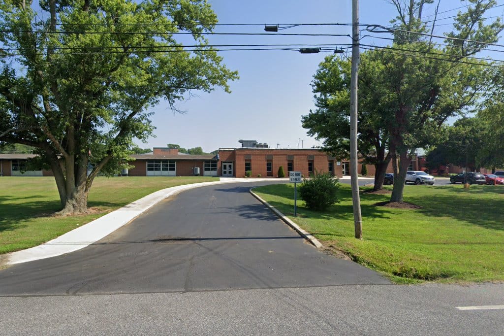 Pittsville Elementary School & Middle School
