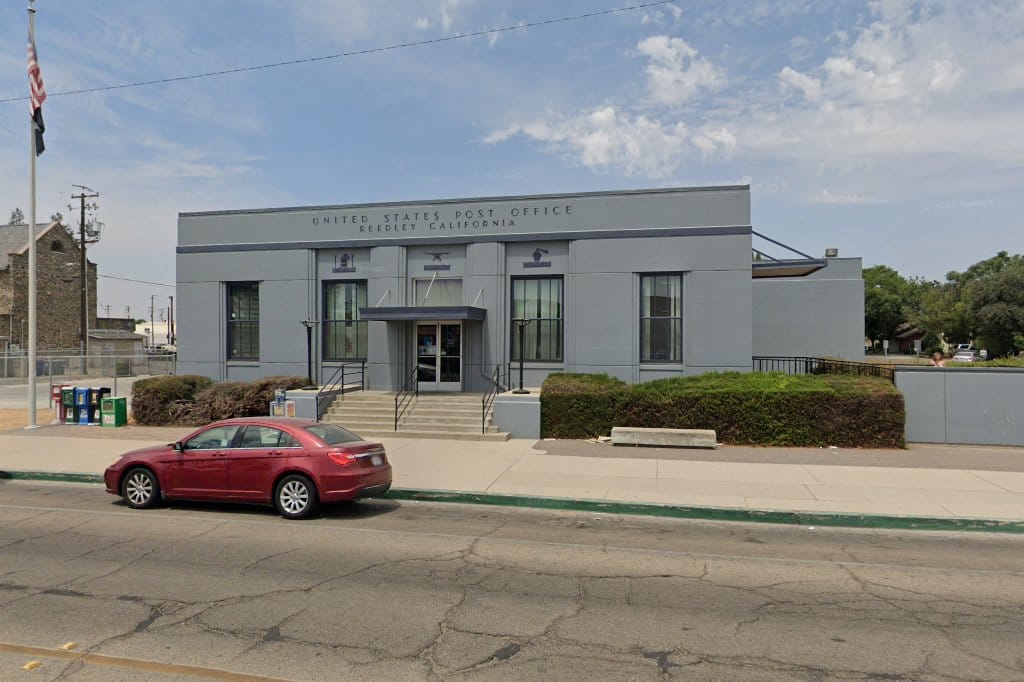 Reedley Passport Office