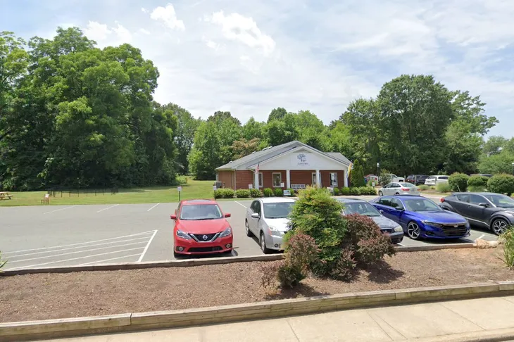 Elon Animal Hospital