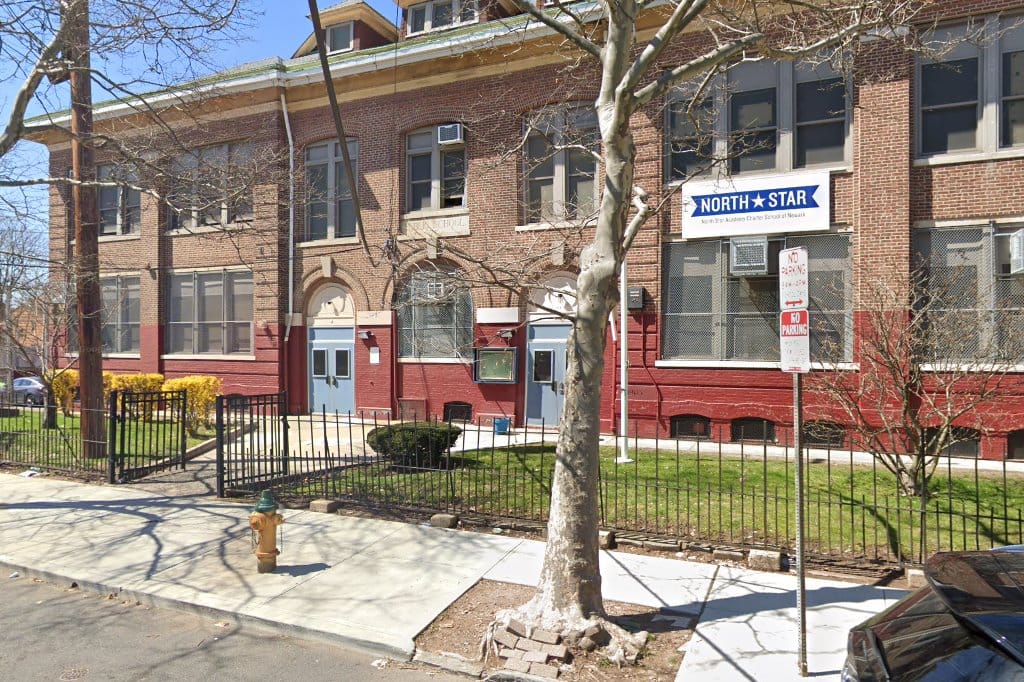 Alexander Street Public School