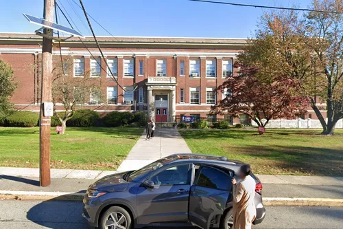 Nishuane School
