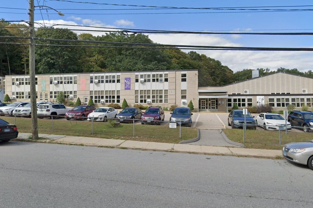 Wequonnoc Elementary School