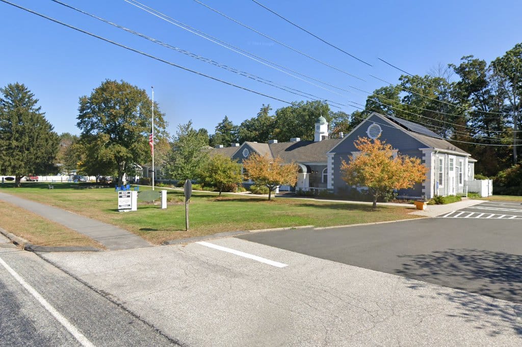 Mansfield Public Library