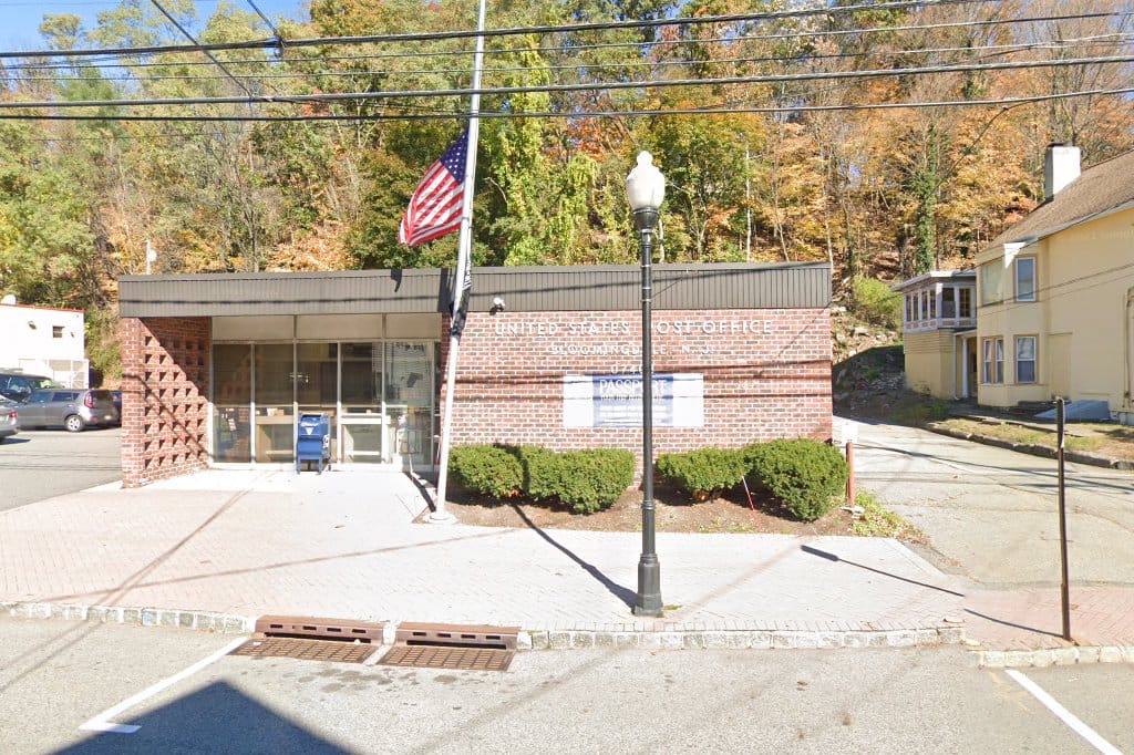 Bloomingdale Passport Office