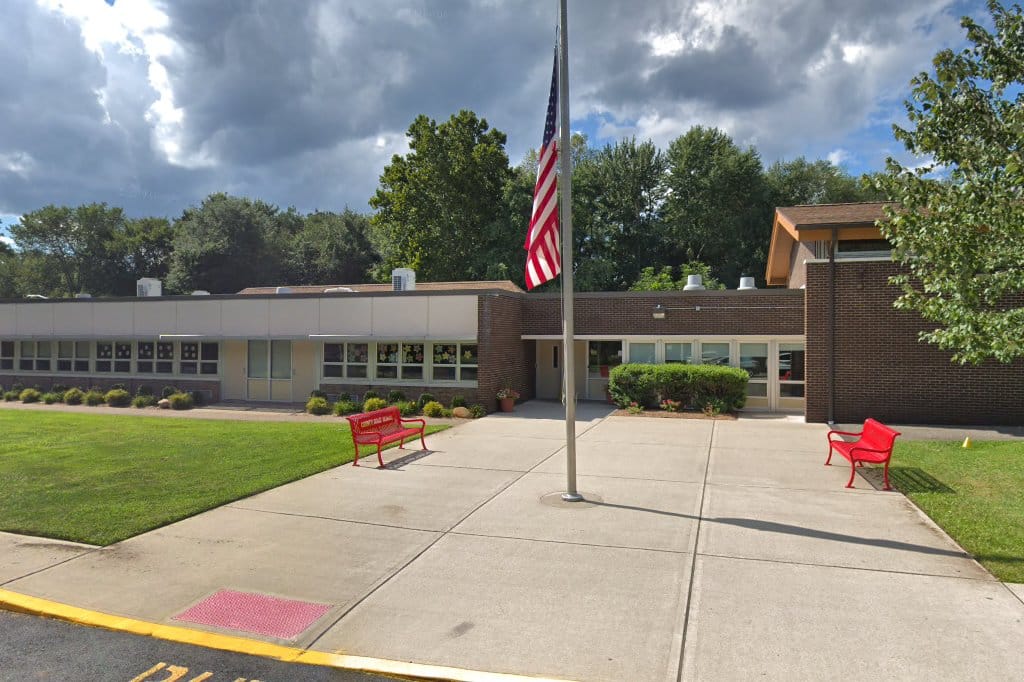 County Road School