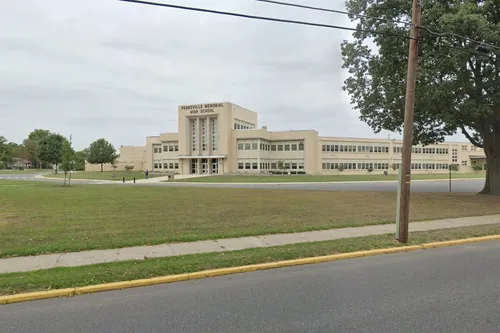 Pennsville Memorial H School