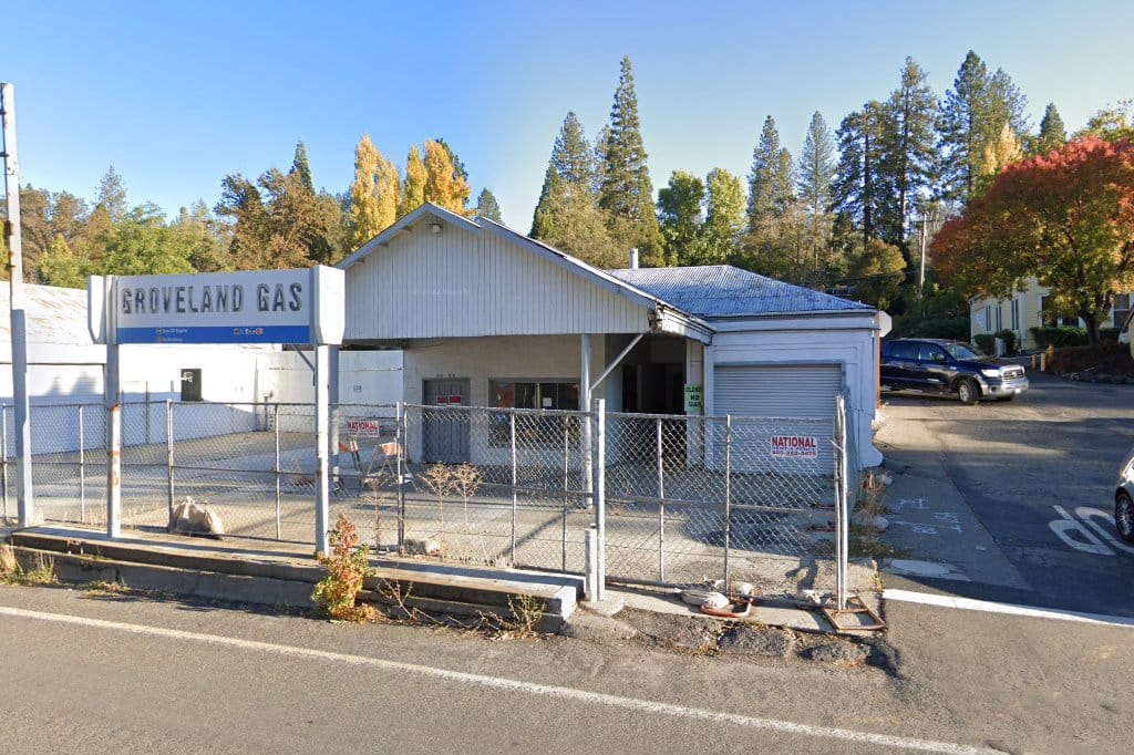 Groveland Passport Office