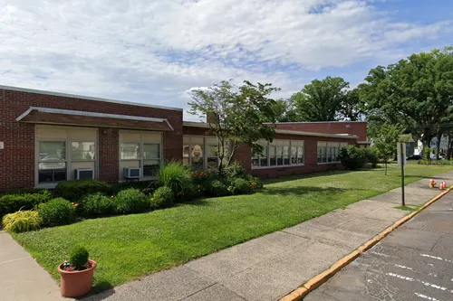 Oak View School