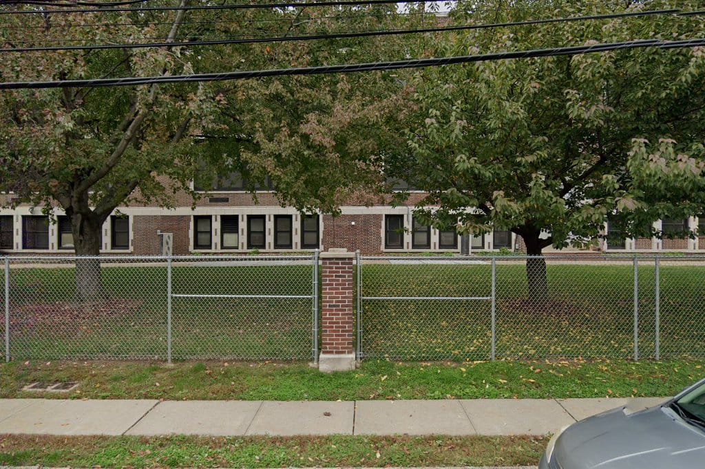 Number 8 Elementary School