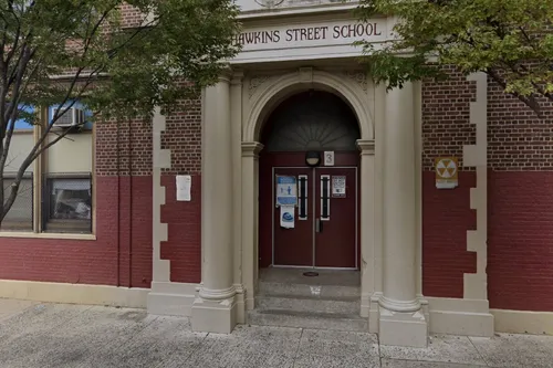 Hawkins St School