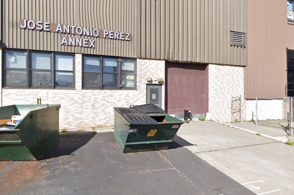 Abraham Lincoln Middle School No. 4
