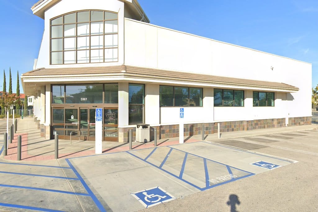 Walgreens Pharmacy