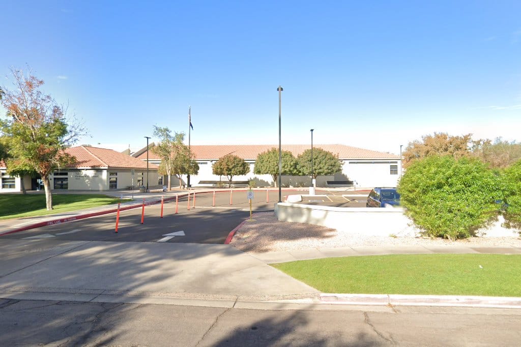 Val Vista Lakes Elementary School