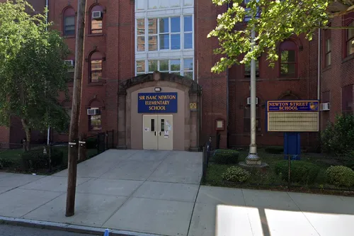 Newton St School