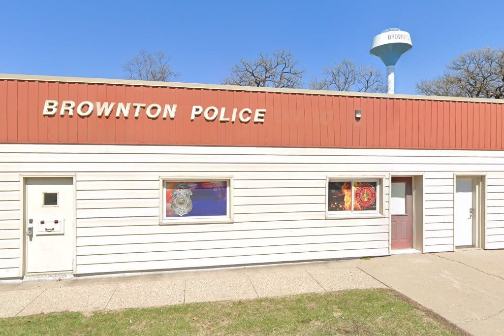 Brownton Public Library