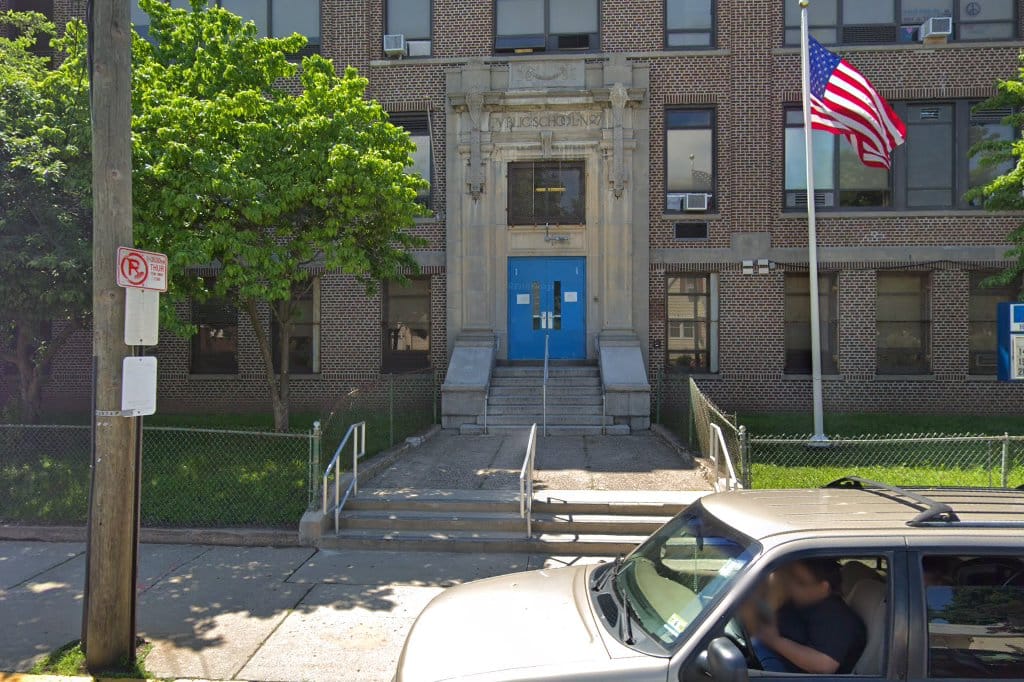 Number 7 School