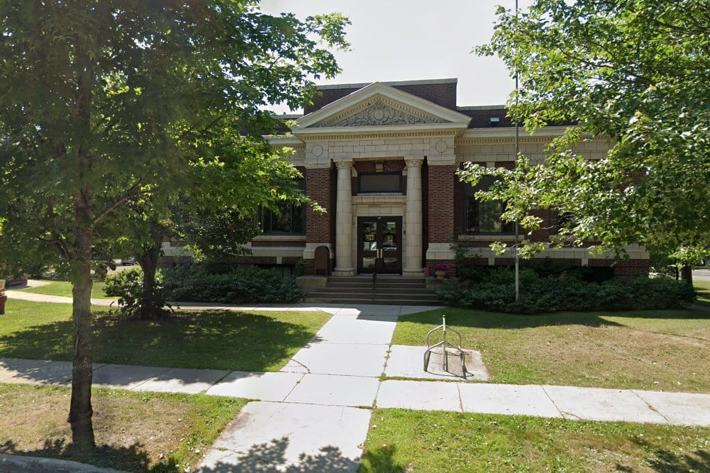 Eveleth Public Library