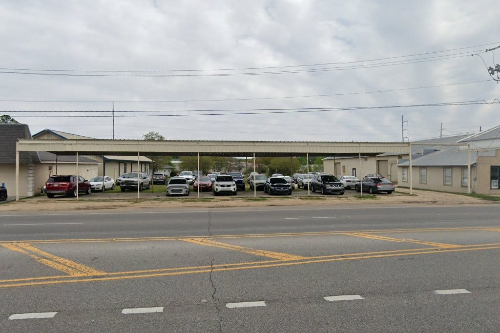 Denham Springs Beauty College