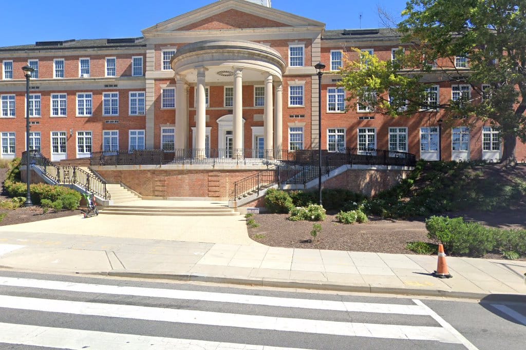 Roosevelt Stay School